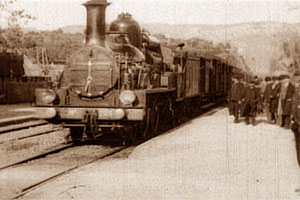 wjazd pociągu na stację